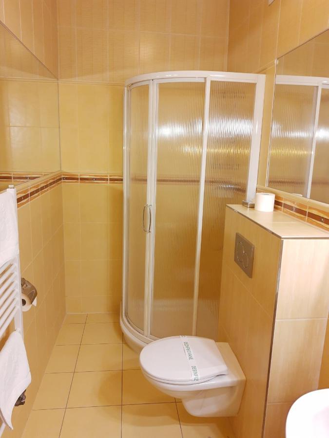 Hotel Air Holíč エクステリア 写真